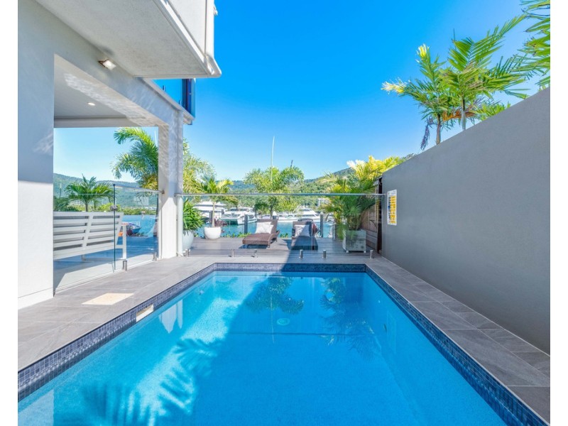 16 The Cove, Airlie Beach QLD 4802
