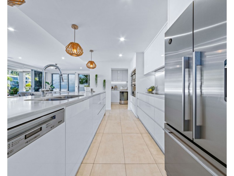 16 The Cove, Airlie Beach QLD 4802