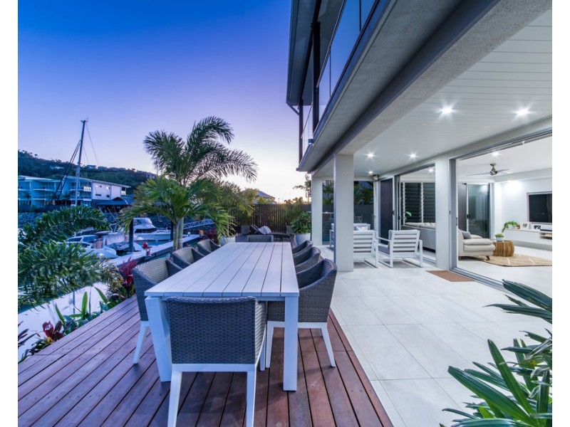 16 The Cove, Airlie Beach QLD 4802