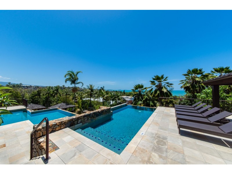 11/4 Golden Orchid Drive “Waters Edge Resort”, Airlie Beach QLD 4802