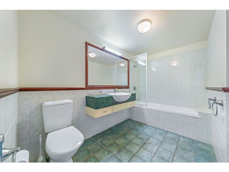 11/4 Golden Orchid Drive “Waters Edge Resort”, Airlie Beach QLD 4802