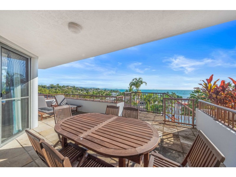 11/4 Golden Orchid Drive “Waters Edge Resort”, Airlie Beach QLD 4802