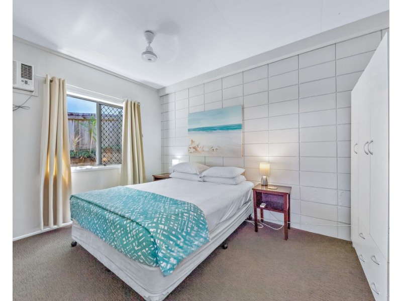 2/22 Airlie Crescent, Airlie Beach QLD 4802