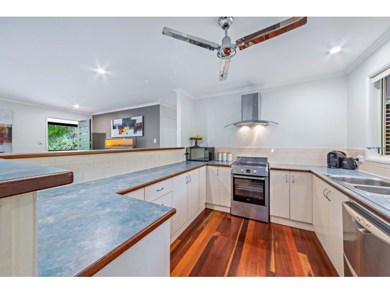 30 Sandpiper Crescent, Jubilee Pocket QLD 4802