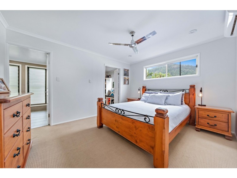 30 Sandpiper Crescent, Jubilee Pocket QLD 4802