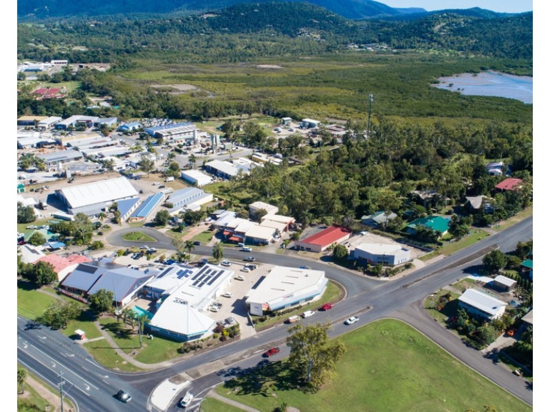 Cnr Shute Harbour Road and Macarthur Drive, Cannonvale QLD 4802