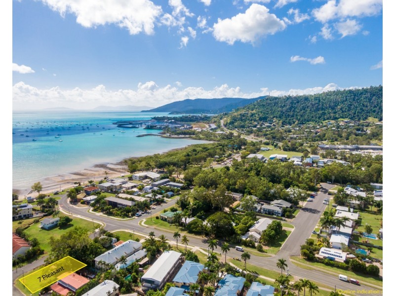 7 Pleasant Drive, Cannonvale QLD 4802