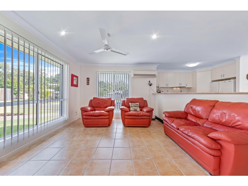 1/20 Banksia Court, Cannonvale QLD 4802