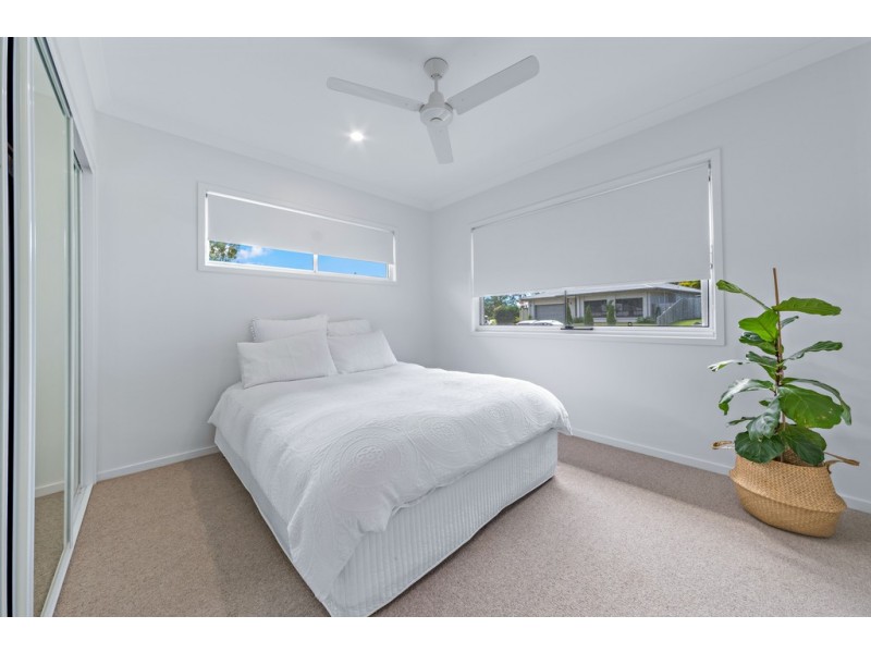 20 Pearl Street, Cannonvale QLD 4802