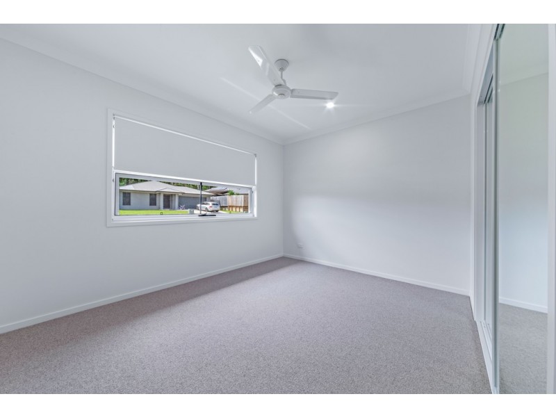 20 Pearl Street, Cannonvale QLD 4802