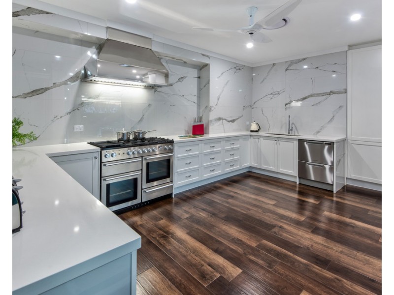 Pavillions 6/1 Airport Drive, Hamilton Island QLD 4803