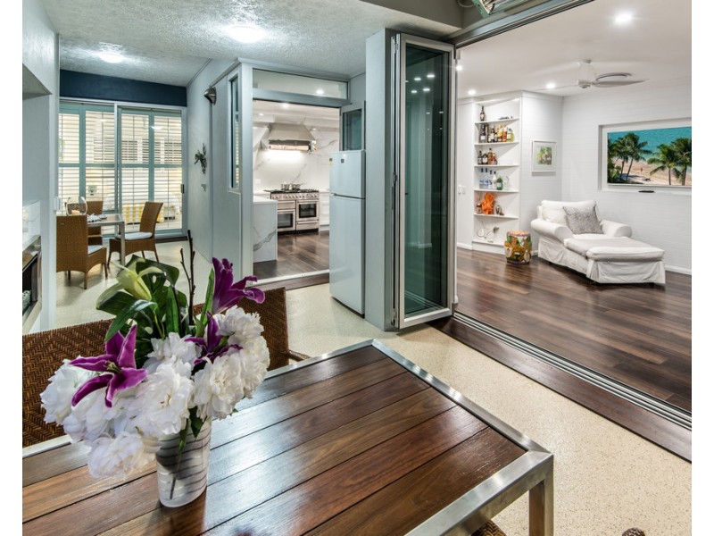 Pavillions 6/1 Airport Drive, Hamilton Island QLD 4803