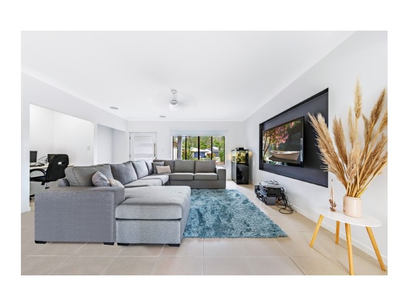 17 Waite Creek Court, Cannonvale QLD 4802