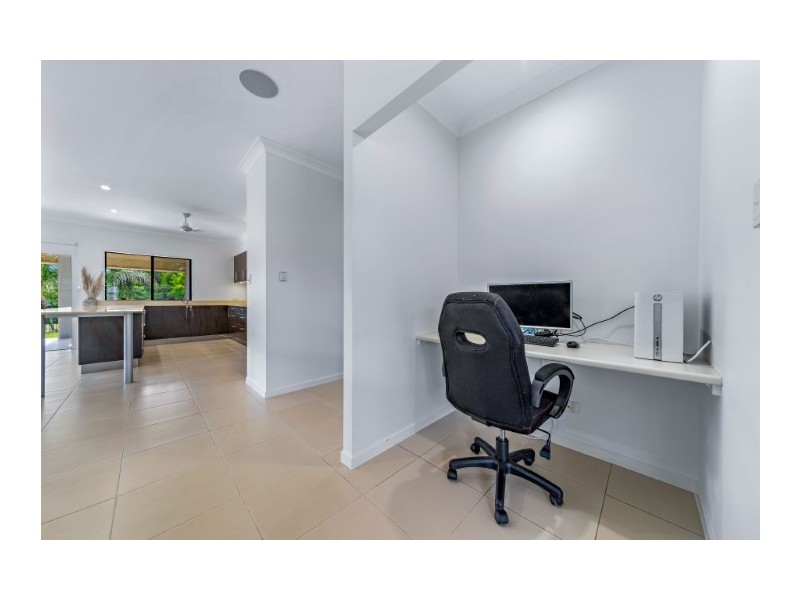 17 Waite Creek Court, Cannonvale QLD 4802