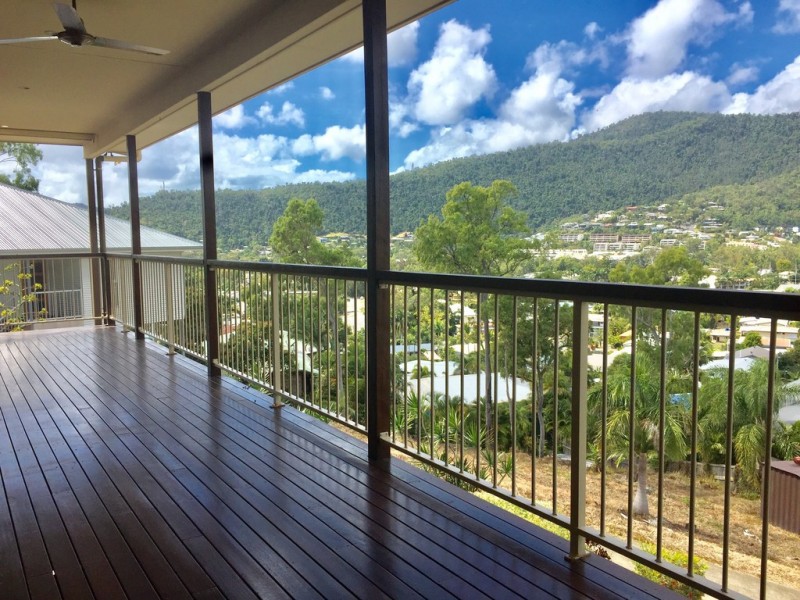 16 Beth Court, Cannonvale QLD 4802