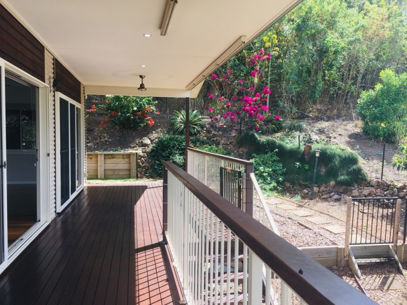 16 Beth Court, Cannonvale QLD 4802