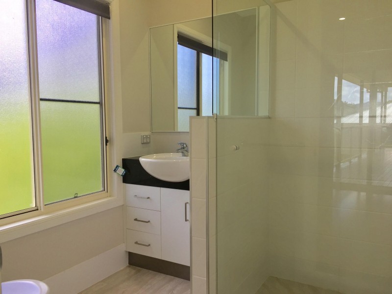 16 Beth Court, Cannonvale QLD 4802