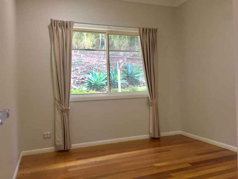 16 Beth Court, Cannonvale QLD 4802