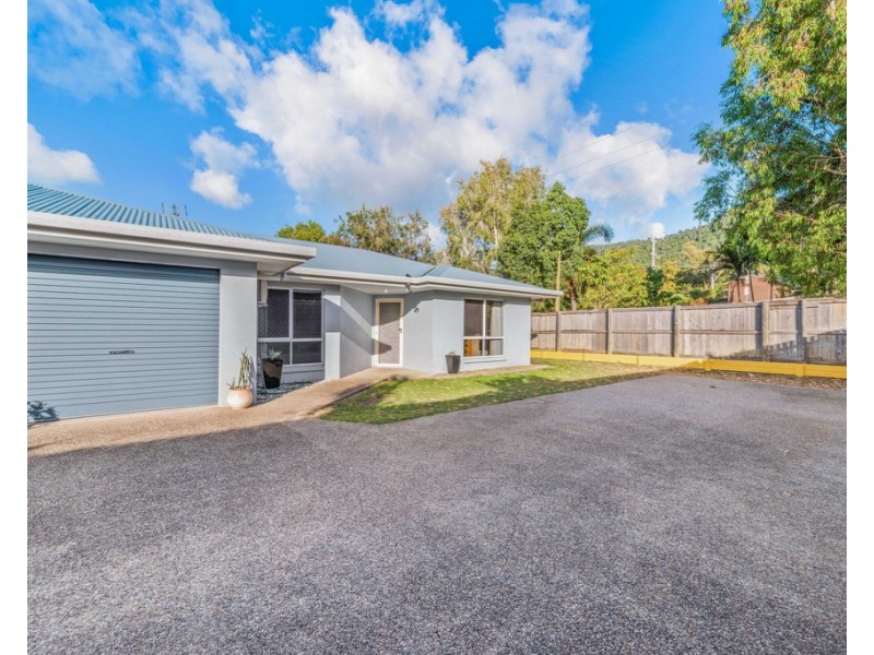 2/20 Banksia Court, Cannonvale QLD 4802