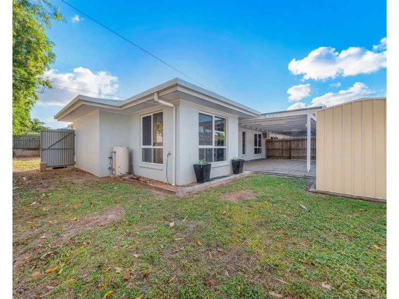 2/20 Banksia Court, Cannonvale QLD 4802