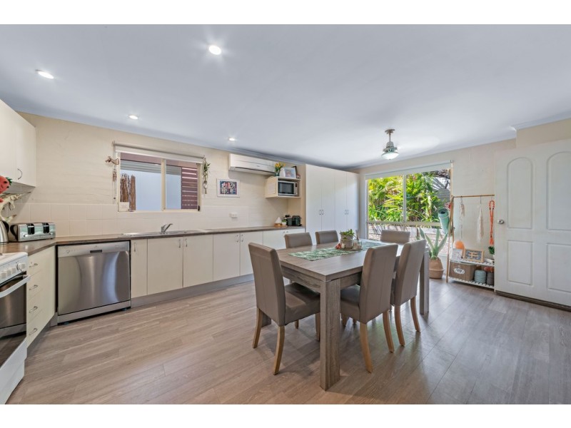 30 South Molle Boulevard, Cannonvale QLD 4802