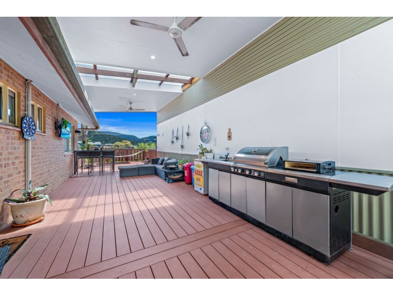 30 South Molle Boulevard, Cannonvale QLD 4802