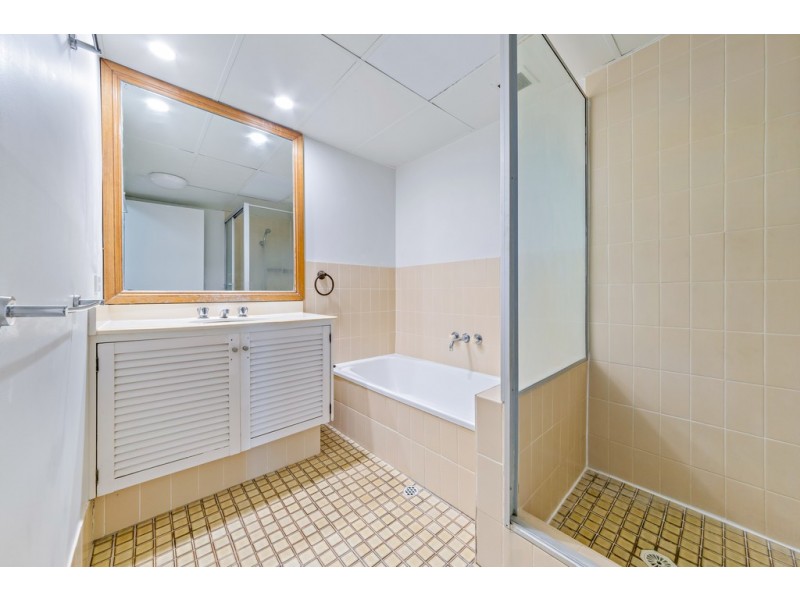 21/2 Eshleby Drive, Cannonvale QLD 4802