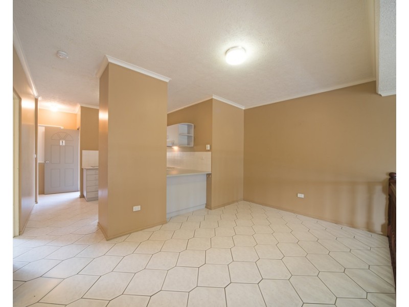 1A/10 Island Drive, Cannonvale QLD 4802