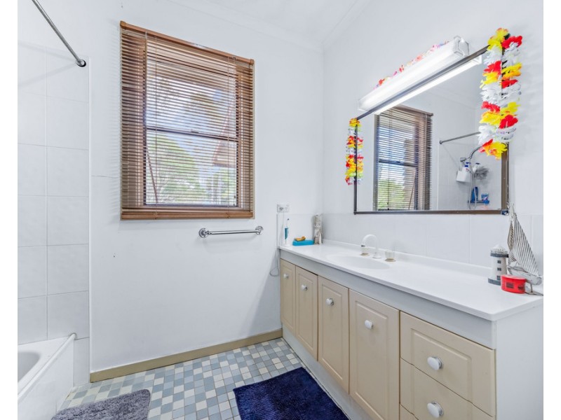 139 Whitsunday Drive, Bloomsbury QLD 4799