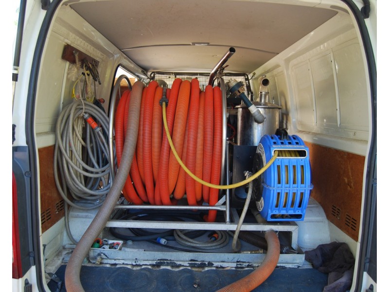 1 Airlie Carpet Care and Cleaning Pty Ltd, Airlie Beach QLD 4802