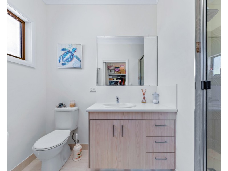 25 Rattray Avenue, Hideaway Bay QLD 4800