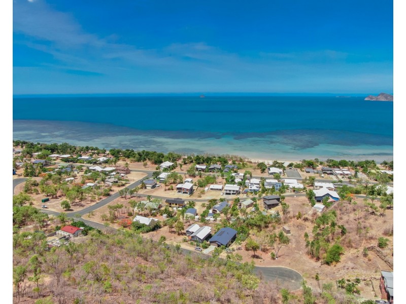 25 Rattray Avenue, Hideaway Bay QLD 4800