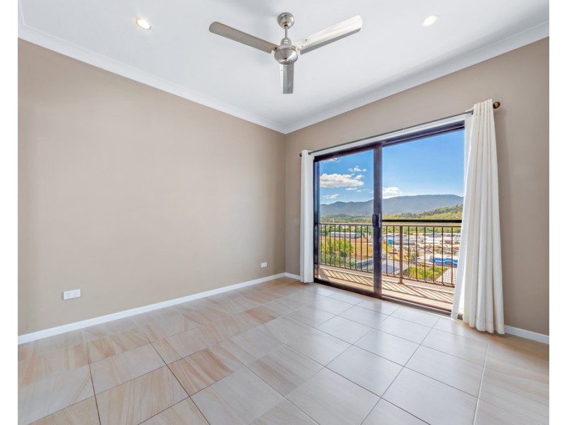 11 Whitehaven Crescent, Cannonvale QLD 4802