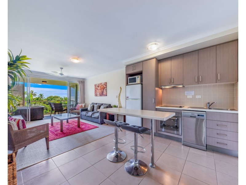 6/14 Waterson Way, Airlie Beach QLD 4802