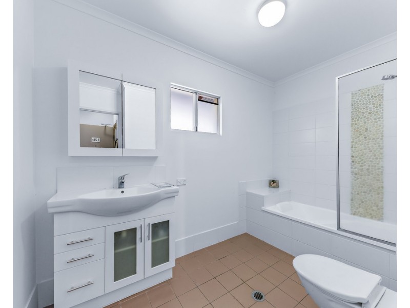 6/14 Waterson Way, Airlie Beach QLD 4802