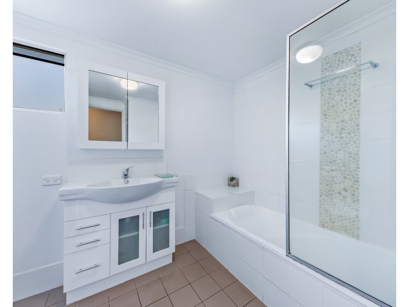 6/14 Waterson Way, Airlie Beach QLD 4802