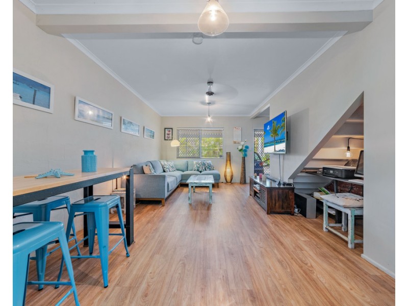 3/7 Duell Road, Cannonvale QLD 4802