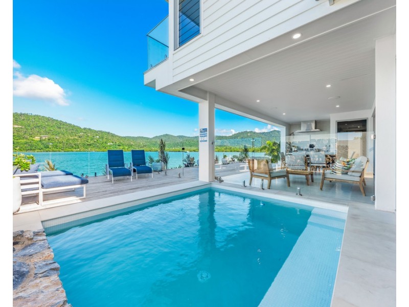13 The Cove, Airlie Beach QLD 4802
