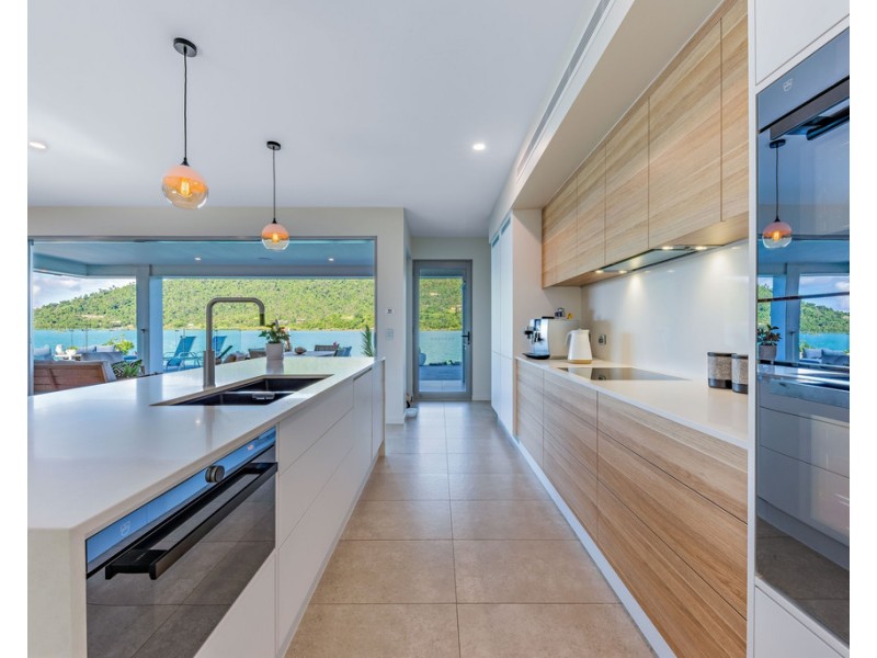 13 The Cove, Airlie Beach QLD 4802