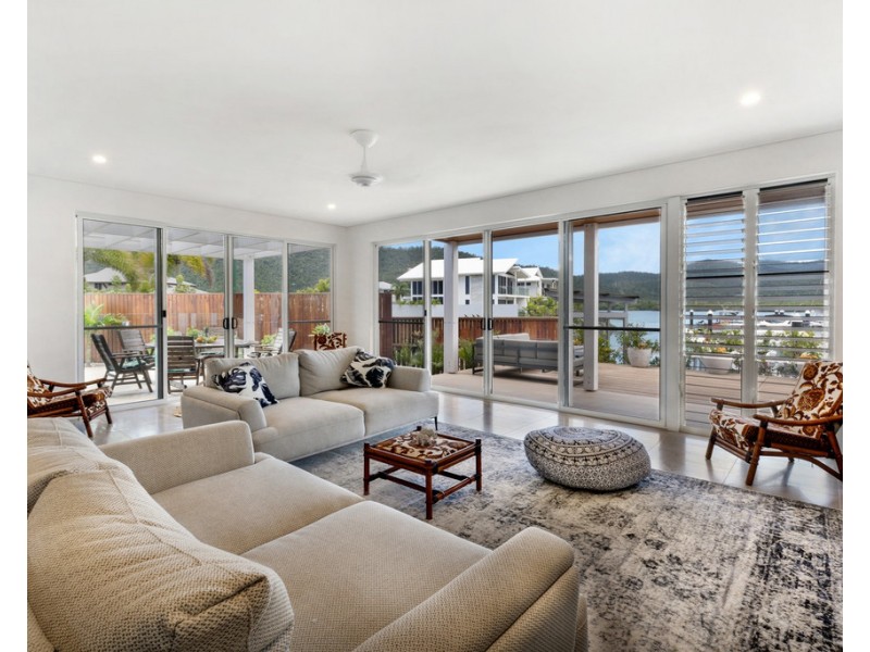 20 The Cove, Airlie Beach QLD 4802