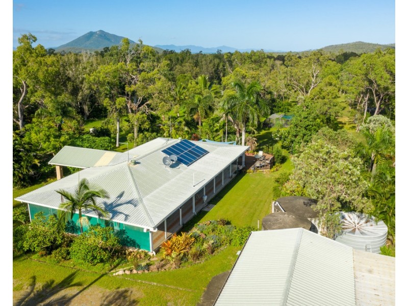 106 Hideaway Bay Drive, Hideaway Bay QLD 4800