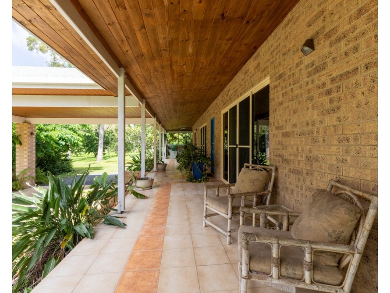 106 Hideaway Bay Drive, Hideaway Bay QLD 4800