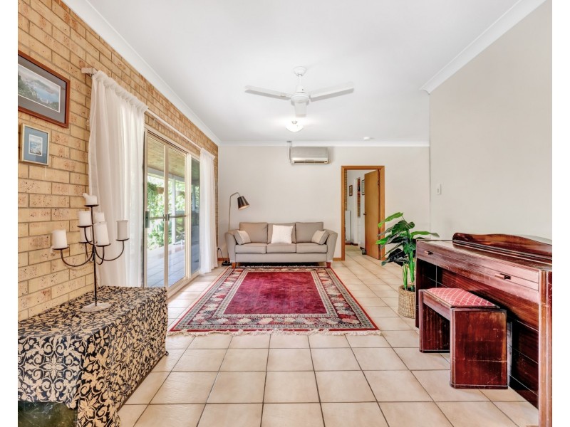106 Hideaway Bay Drive, Hideaway Bay QLD 4800