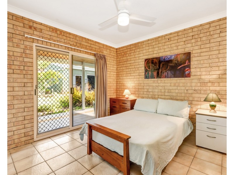 106 Hideaway Bay Drive, Hideaway Bay QLD 4800