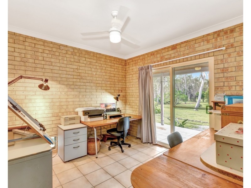 106 Hideaway Bay Drive, Hideaway Bay QLD 4800