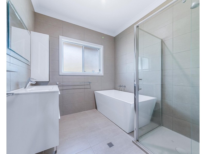 5-15 Valley Drive, Cannonvale QLD 4802