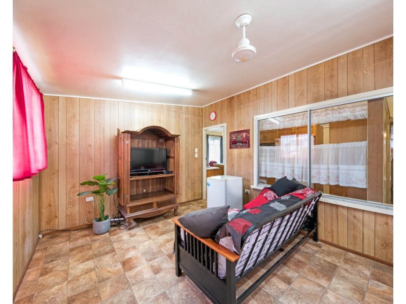 2 Sterry Street, Proserpine QLD 4800