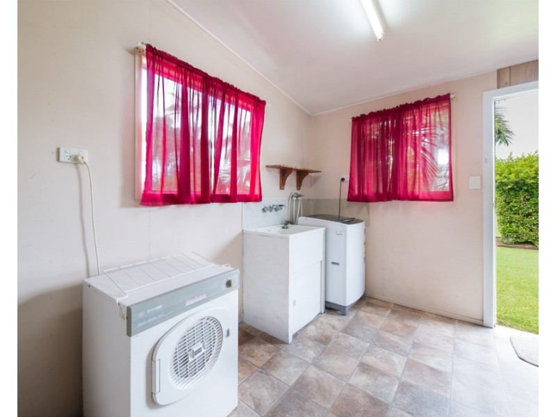 2 Sterry Street, Proserpine QLD 4800