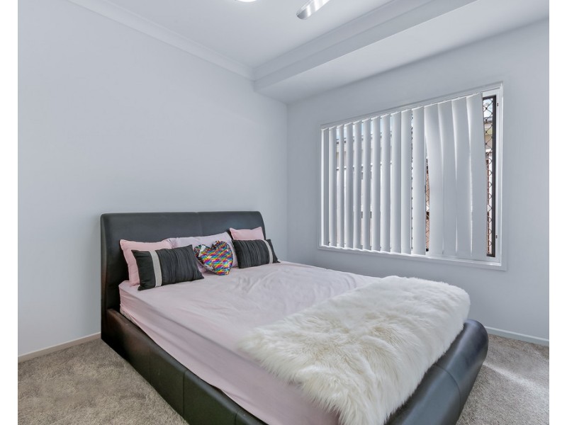 1 Helm Place, Cannonvale QLD 4802