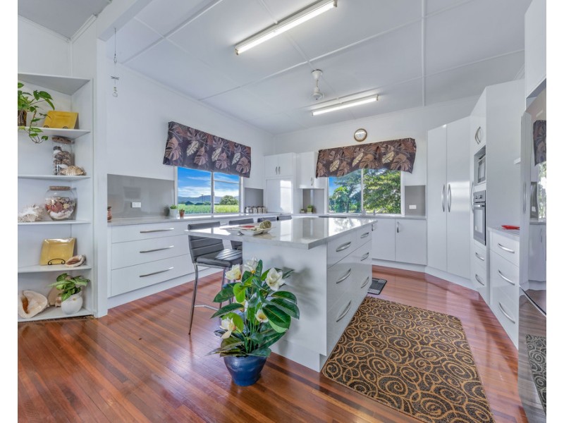86 Glen Isla Road, Glen Isla QLD 4800